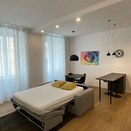 Luxury In Stile Moderno 的里雅斯特