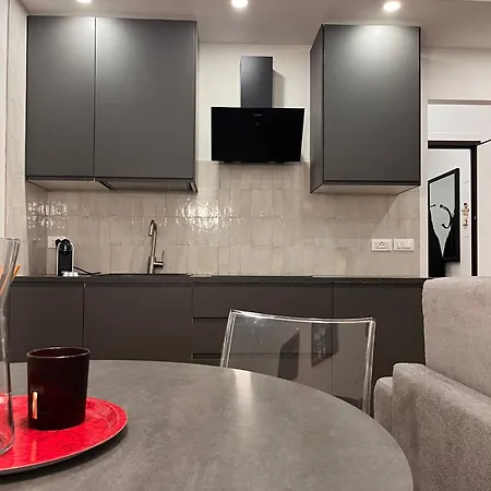 Luxury In Stile Moderno Trieste