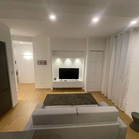 Luxury In Stile Moderno