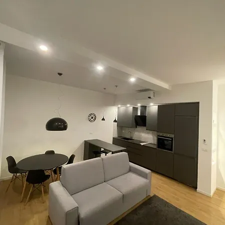 Luxury In Stile Moderno 公寓 *