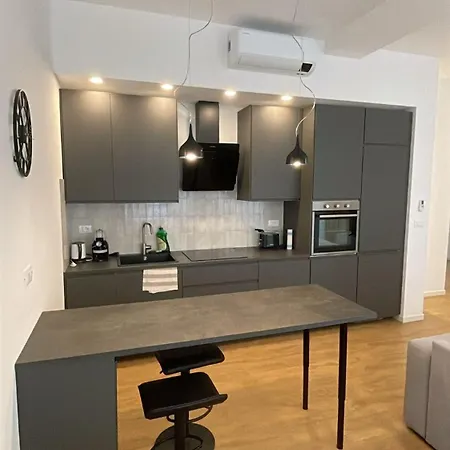 Luxury In Stile Moderno * Triëst